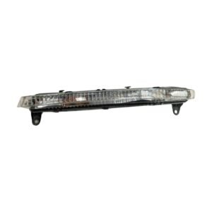 2007-2009 Audi Q7 Front Bumper Passenger Turn Signal Light