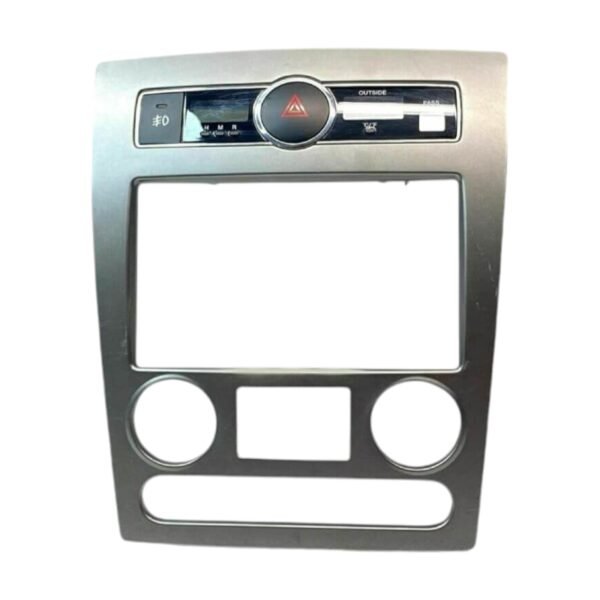 2007-2008 Hyundai Tiburon Radio Instrument Panel Bezel Silver 84761 2C050