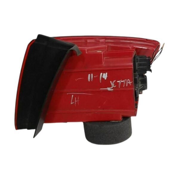 2011-2014 Volkswagen Jetta Driver Outer Tail Light Assembly 5C6945095 - Image 2