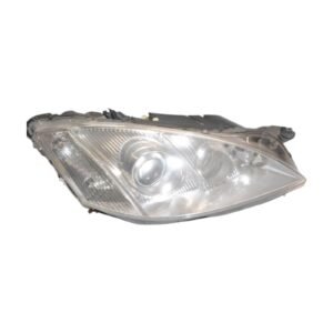 2000-2006 Mercedes-Benz S-Class - Passenger Side Headlight 220-820-28-61