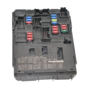 2012-2017 Nissan Versa - Control Unit Assembly Fuse Box 284B71HROC