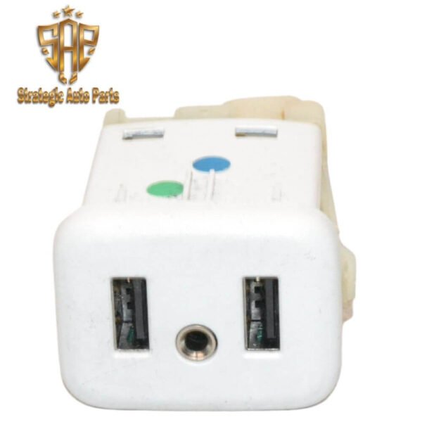 2013-2018 Cadillac ATS - USB Auxiliary Jack Port 23217326 - Image 3