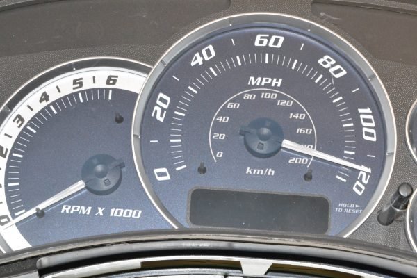 2002- Cadillac Escalade EXT - Instrument Cluster Speedometer 175k miles 15073350 - Image 6
