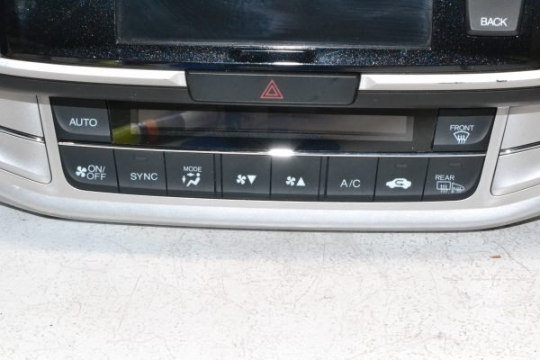 2014- Honda Accord - Navigation Radio Touchscreen Assembly 39101-TSA-A830-M1 - Image 4