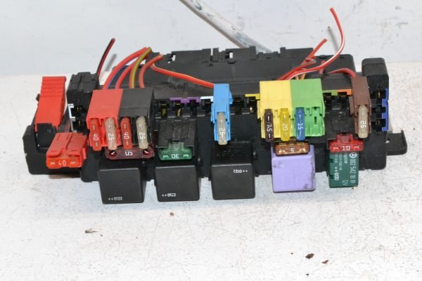2000-2006 Mercedes-Benz S-Class - Rear Sam Fuse Box A0315451632 - Image 3