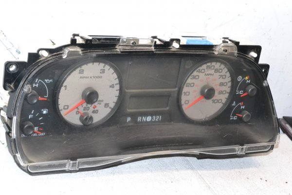 2005-2007 Ford F250 F350 Super Duty - Diesel Instrument Cluster Speedometer 6C3T-10949-JA - Image 3