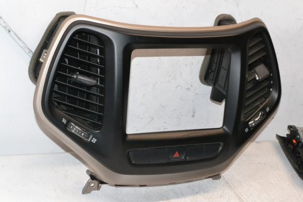 2014-2018 Jeep Cherokee - Navigation Radio Trim Bezel 1XV181S5AC - Image 3