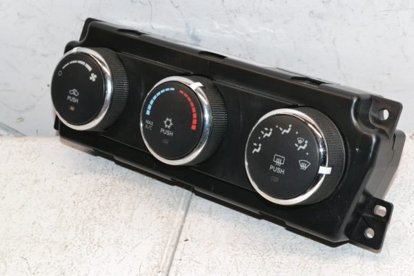 2010-2012 Dodge Ram 2500 3500 - AC / Heater Climate Control Unit 55111290AC - Image 3