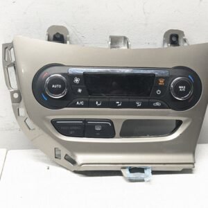 2012 Ford Focus AC/Heater Temperature Climate Control w/bezel BM5T18C612 AH OEM